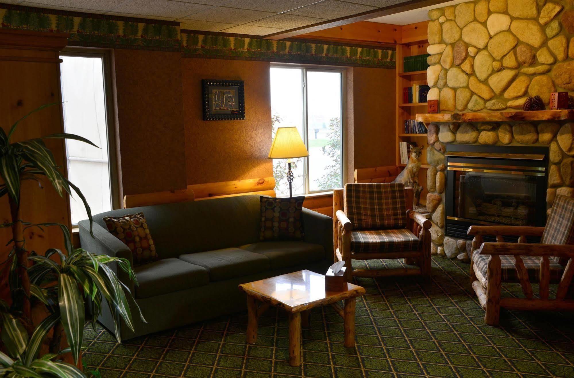 Pellston Lodge מראה חיצוני תמונה