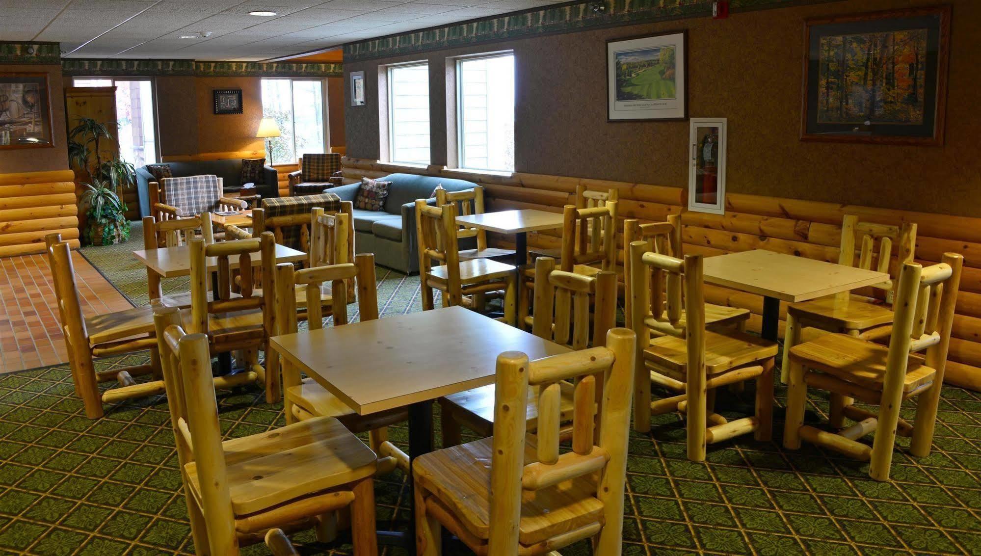 Pellston Lodge מראה חיצוני תמונה
